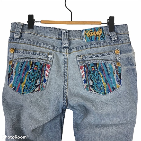 COOGI Vintage Light Wash Embroidered Pocket Distressed Straight Jeans 5/6 - Picture 3 of 15